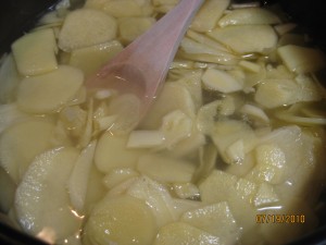 Ginger slices ready to simmer.